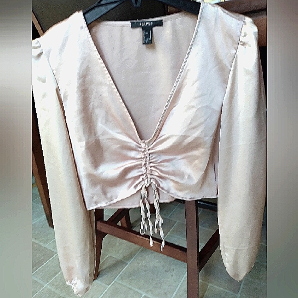 Forever 21 Cream Puff Sleeve Crop Blouse